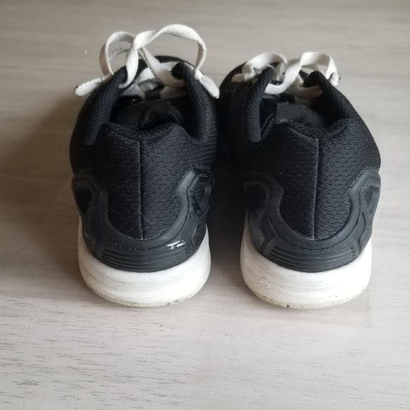 Mens Adidas Torsion sneakers - Picture 4 of 4